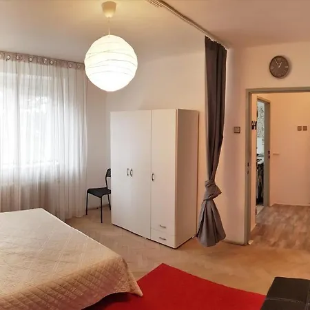 Appartement Affordable And Cozy Flat Close To Vaclav Havel Airport